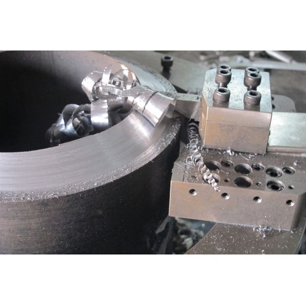 Electric Thickness 110mm Pipe Cold Cutter 240V 2kw Split Frame