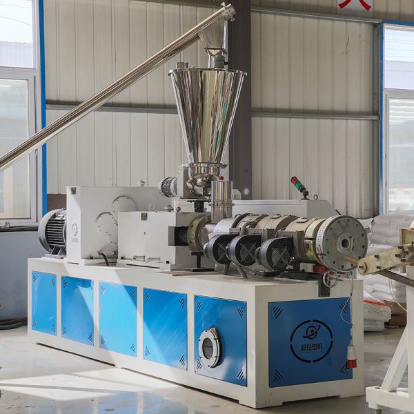 PVC Pipe Extruders Plastic Production Line/Making Machine for Customer Requirements