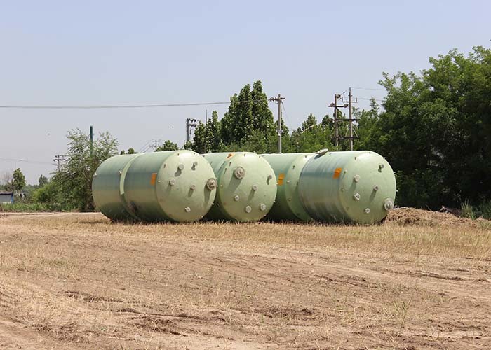 Cylindrical FRP Water Tank Chemical Resistance Wastewater Treatment Storage