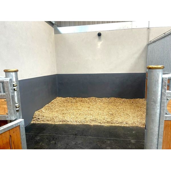 1.22m X 0.915m X 25mm Impact Resistant Stable Wall Mat Rubber Stable Wall Mats