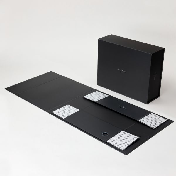 Recyclable Cardboard Paper Cosmetic Packaging Box Hard Folding Magnetic Gift Box