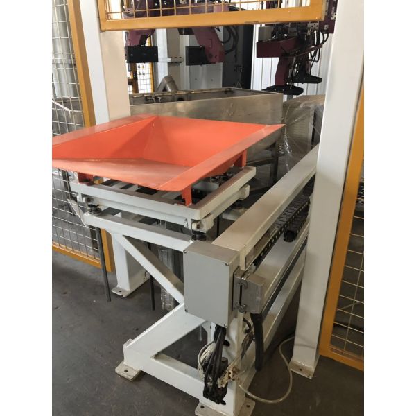 High Productivity Low Pressure Die Casting Process For Metal ISO Approved