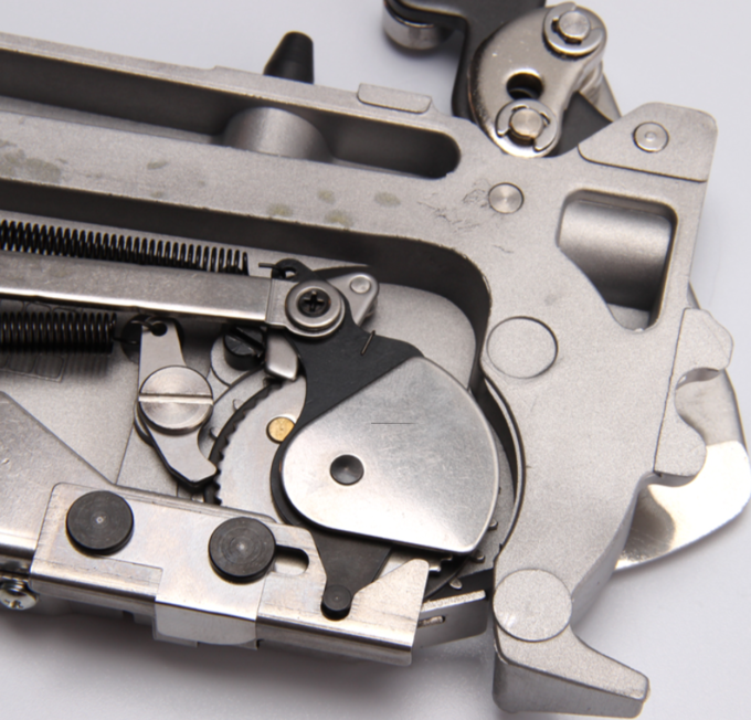 Stock Pneumatic Feeder SMT YAMAHA CL 8x2mm Feeder KW1-M1500-030 KW1-M1300-00X