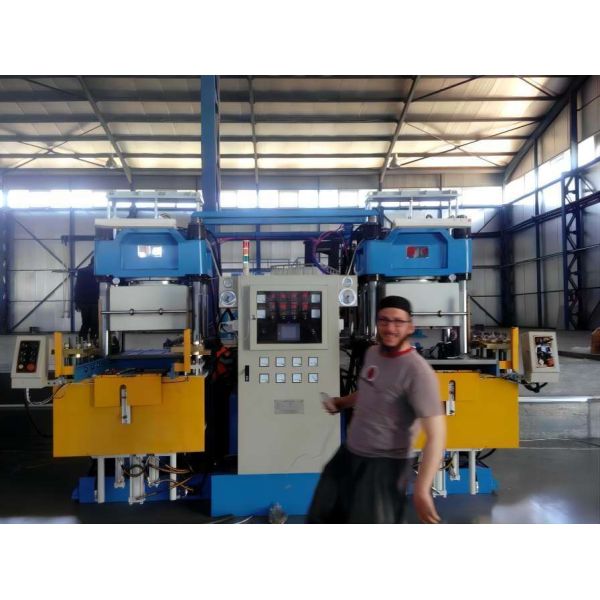 500T Rubber Compression Molding Machine Tailored for 1000 Sets/Year Production