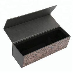 China Decorative Wine Gift Boxes Cardboard  Matt Lamination Surface on sale