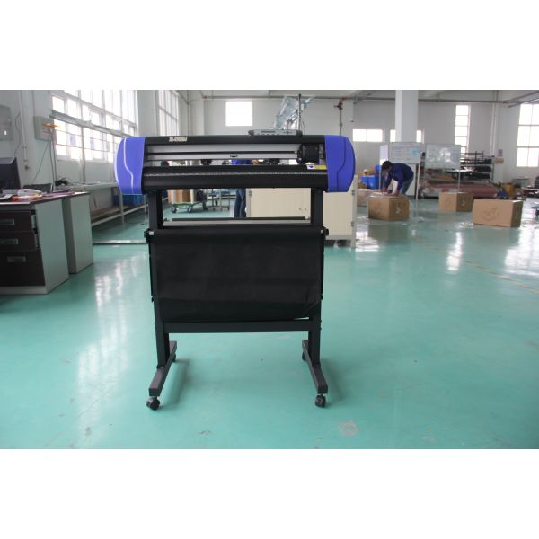 Automatic Sticker Vinyl Cutting Plotter Machine With ARM 13 Intelligent Controller