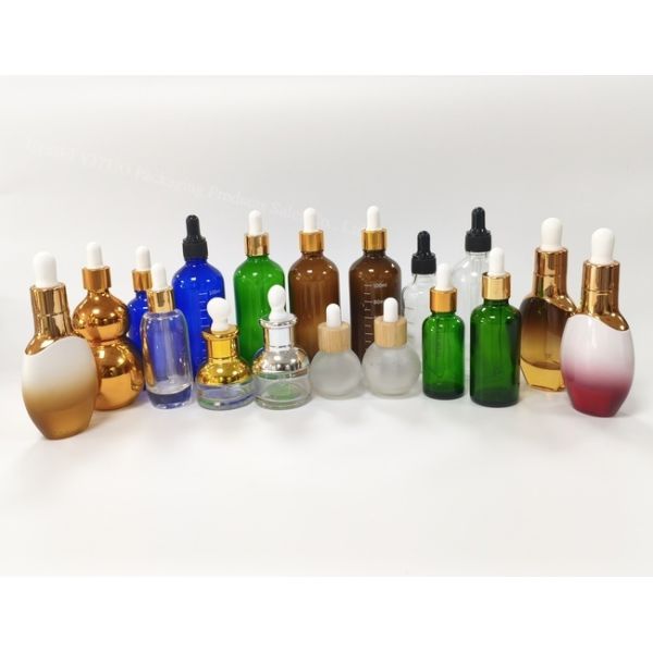 Plastic pipette essential oil container optimized for Lifeskin delivering consistent performance and chemical resistance