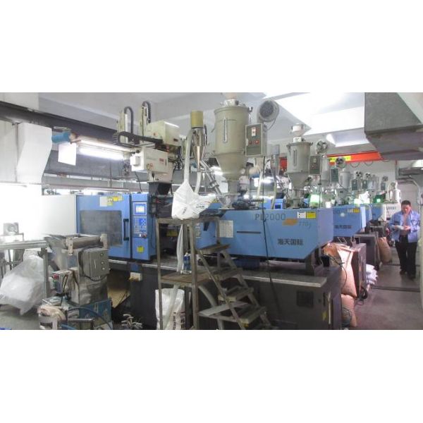 AS Material Empty Refill 20ml 30ml 50ml Plastic Airless Pump Bottle for Skin Care Sunscreen Acceptable Customer's Logo