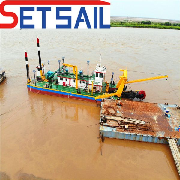Professional 20 Inch Sand Mining Cutter Suction Dredger on Selling