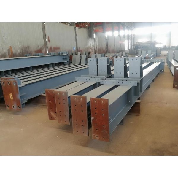 China Supplier Demountable Prefab Galvanized/Painted Light Steel Structure Construction Workshop