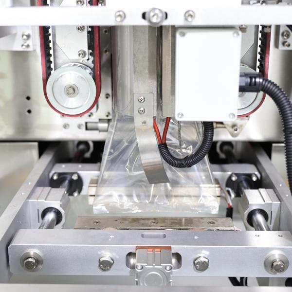 Multi Function weighing packaging machine 10-14 head packing machine potato chips packaging machine vacuum packaging machine weight packing machine