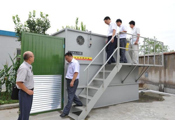 Cheap MBR Water Treatment and Sewage , Membrane filtration compact design 25 - 720m³/d  Capacity for sale
