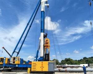 OEM Hydraulic Pile Hammer Fast Piling Speed Crawler Type Walking Type